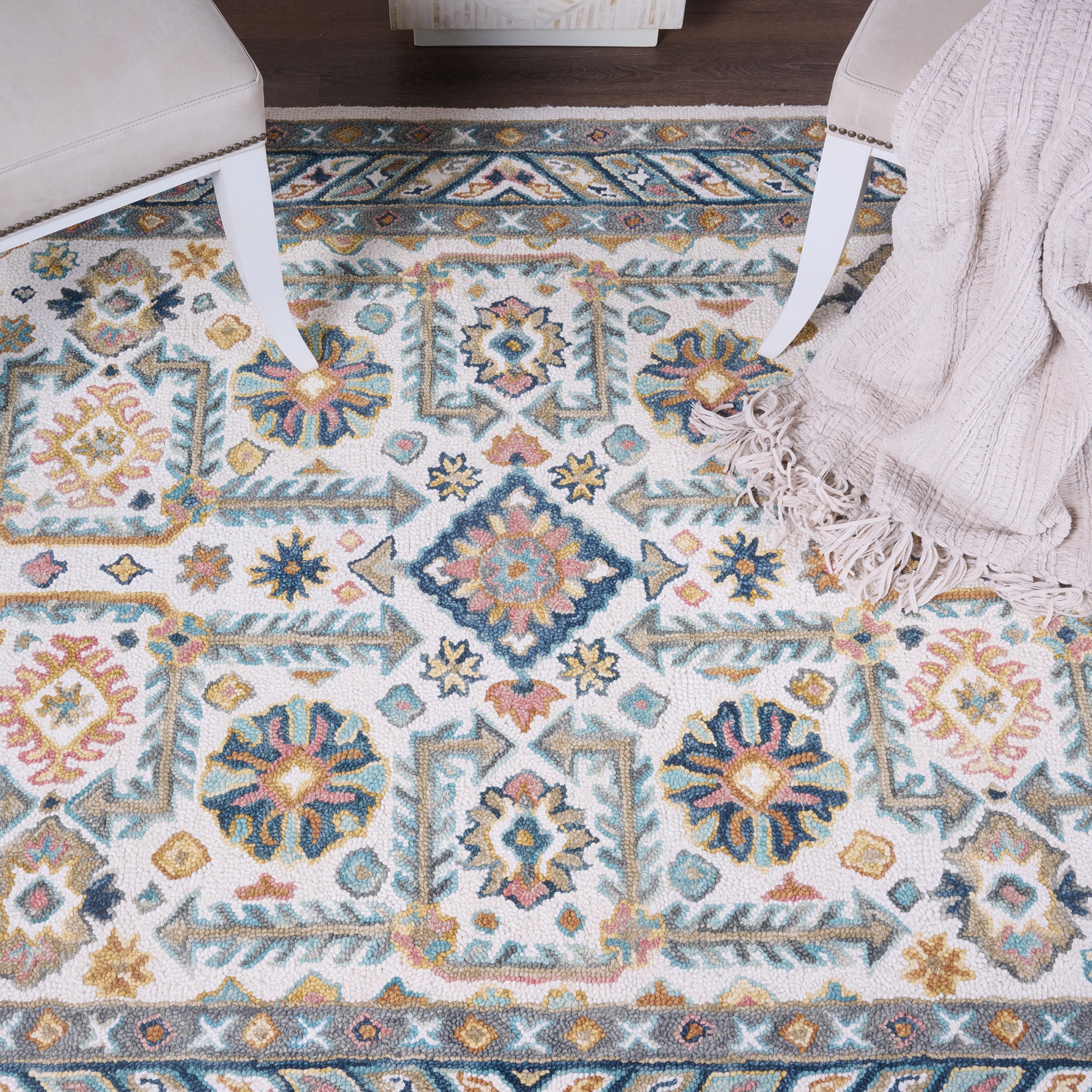 Shakta-Villa Ecru Multi