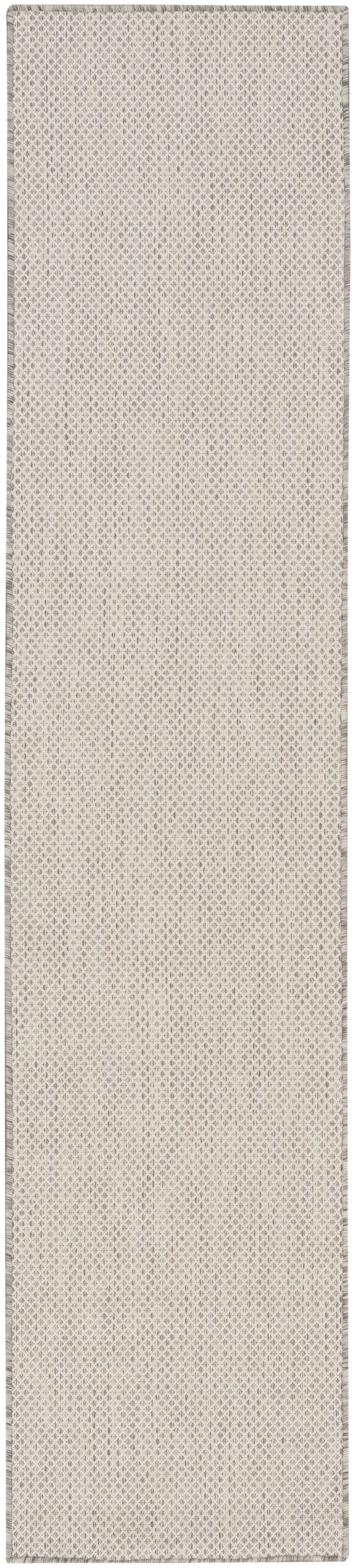 Courtyard COU01 Ivory/Silver