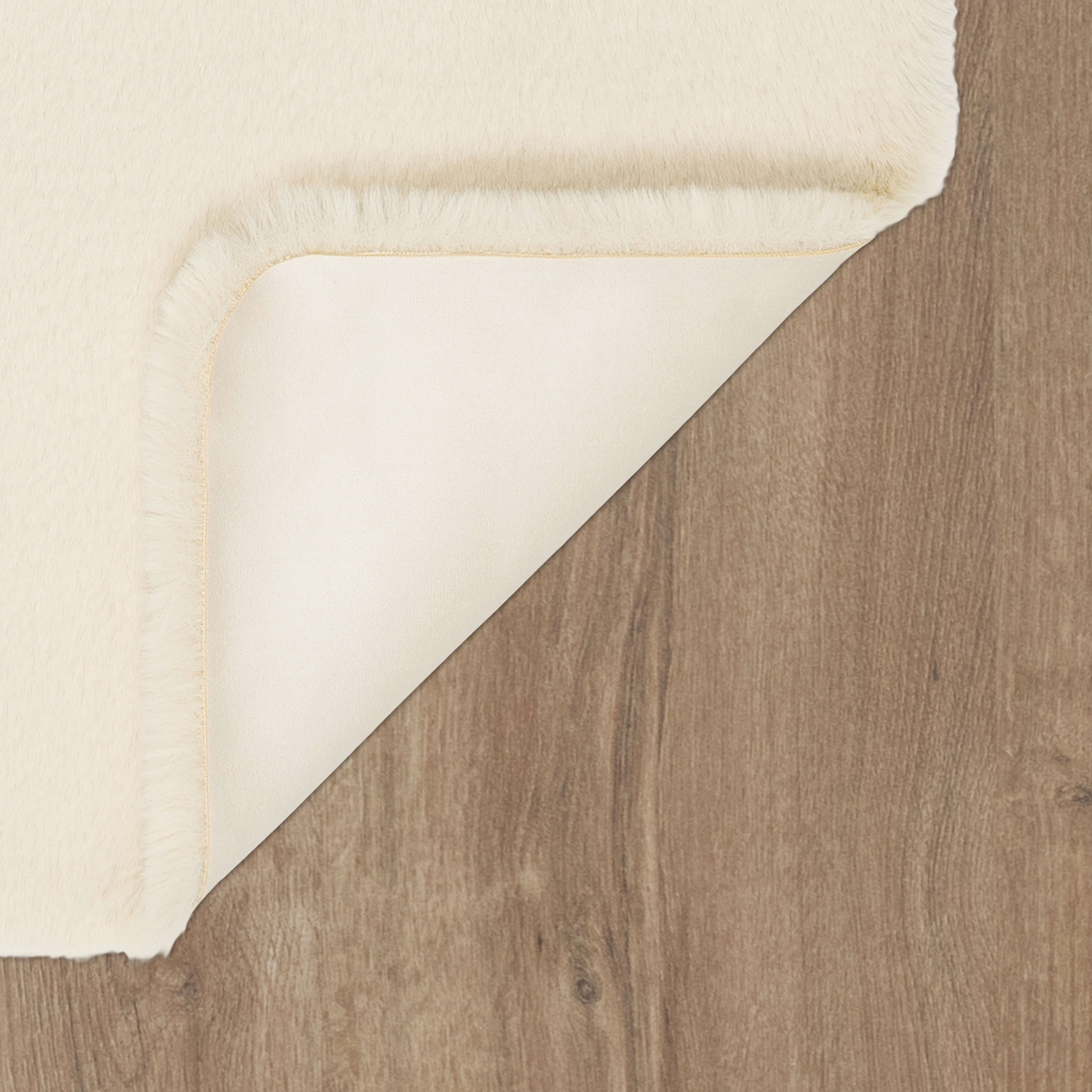 Lavish Plush Oatmeal